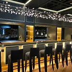 Art Legacy Baixa-chiado 5* ליסבון