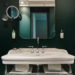 Art Legacy Baixa-chiado 5* ליסבון